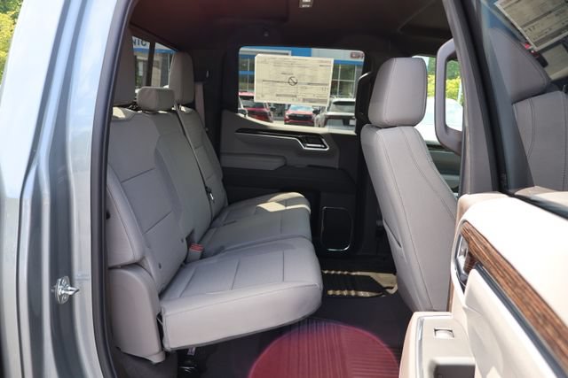 New 2026 GMC Sierra 1500 SLE w/ Preferred Package AWD/4WD image 23