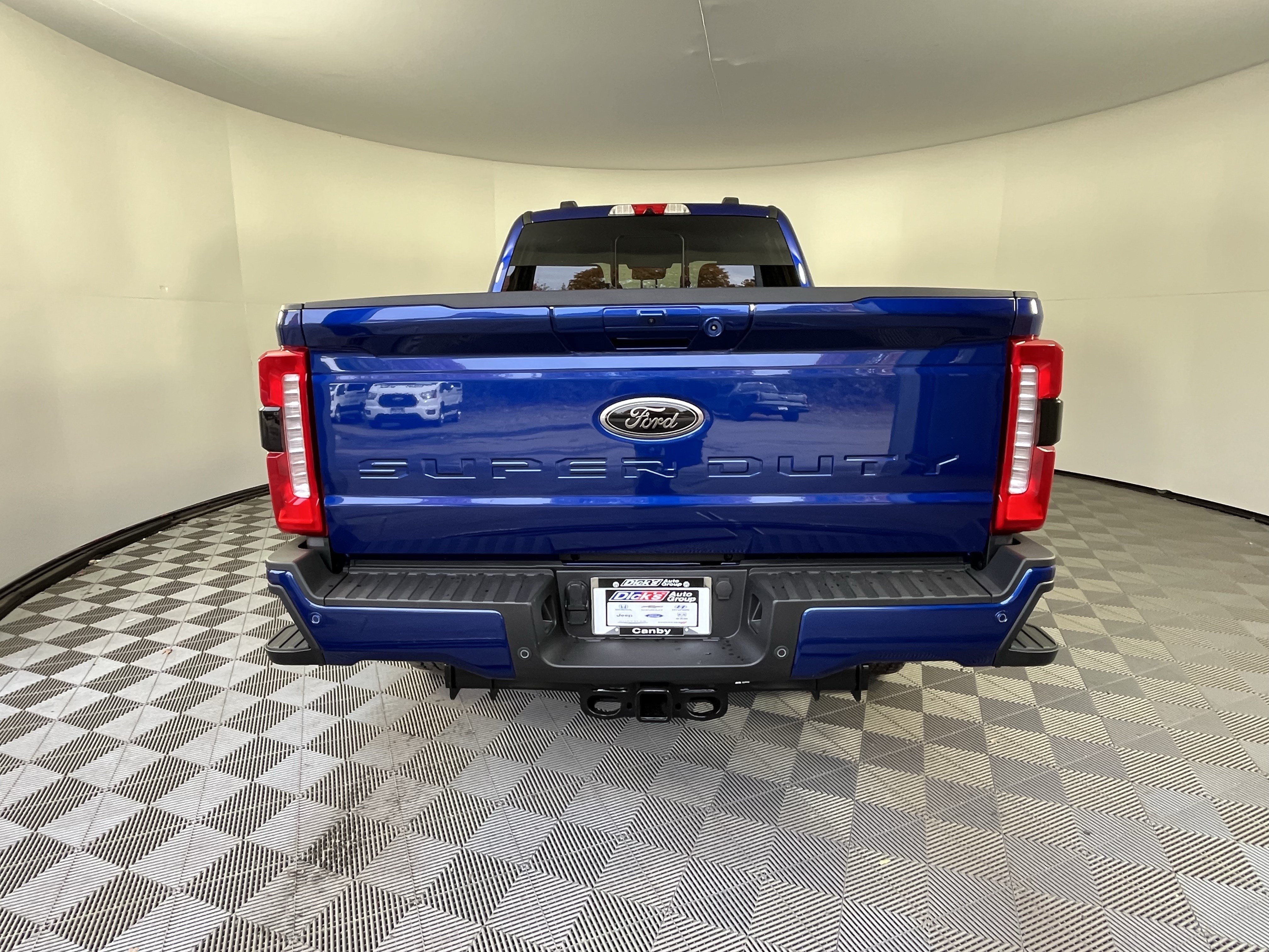 New 2026 Ford F250 XLT w/ XLT Premium Package AWD/4WD image 4