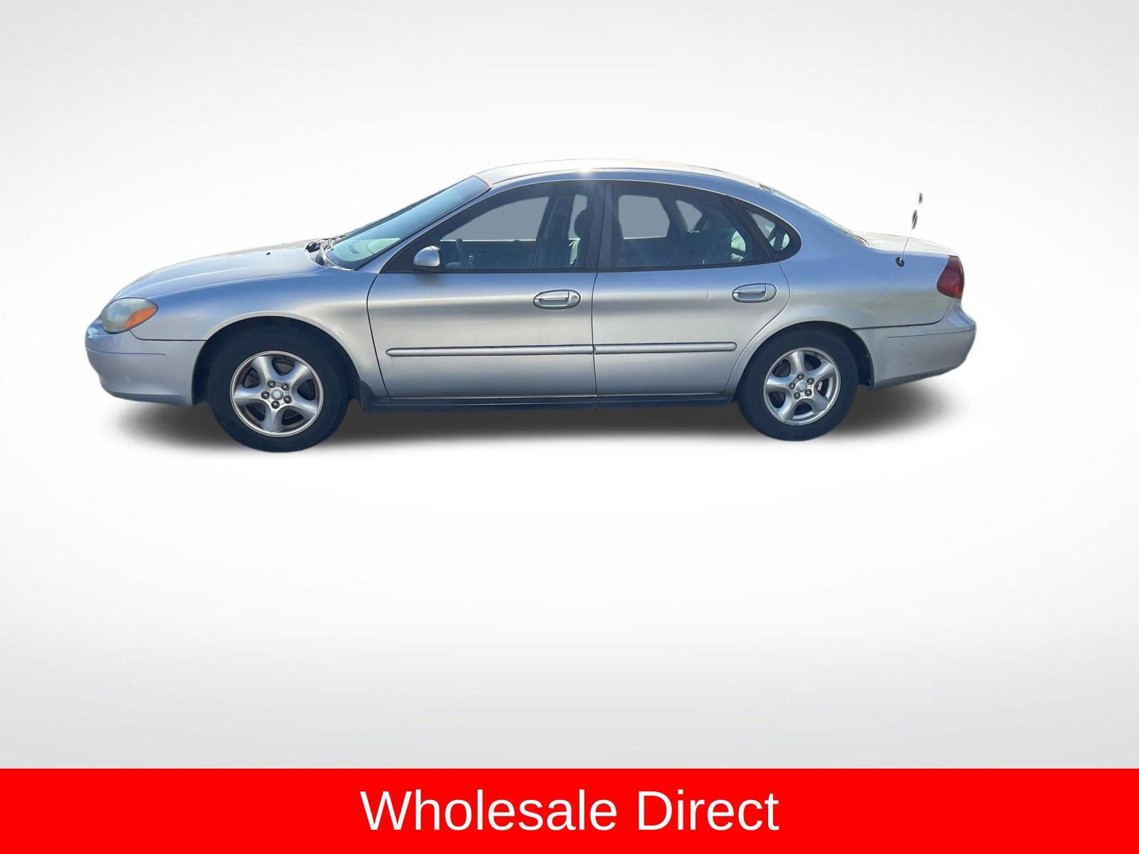 Used 2002 Ford Taurus SE image 3