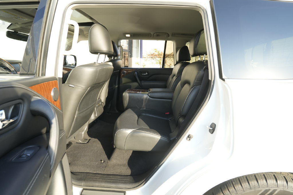 Used 2019 INFINITI QX80 Luxe AWD/4WD image 26