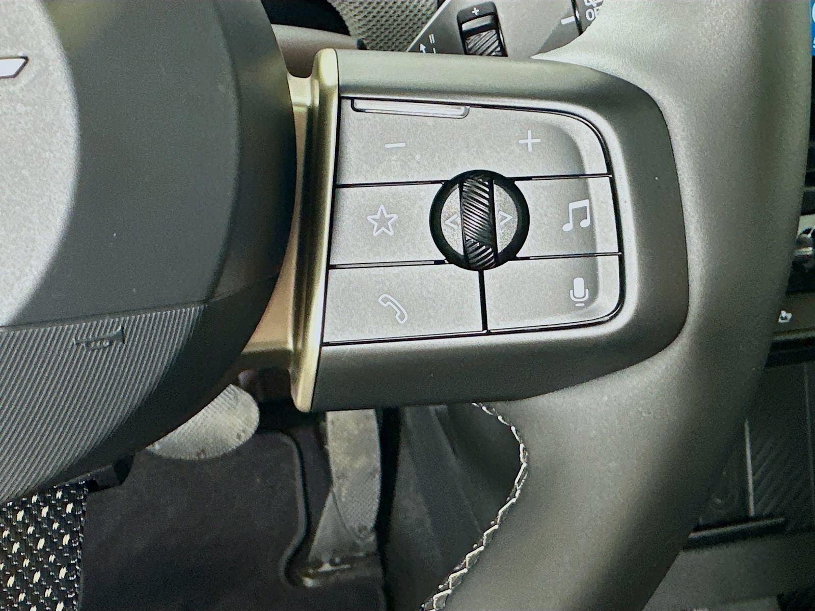Certified 2026 MINI Cooper S FWD image 19