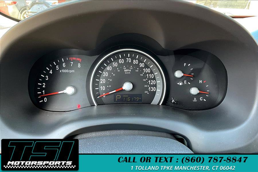 Used 2014 Kia Sedona LX image 20