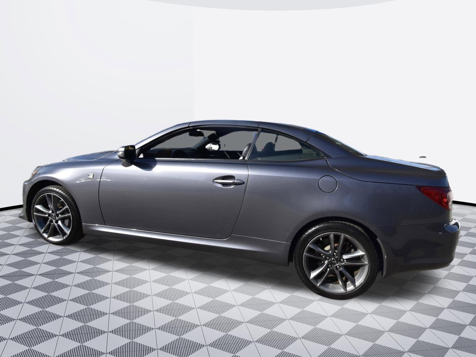 Used 2013 Lexus IS 350C w/ F-Sport Pkg w/Summer Tires RWD image 3
