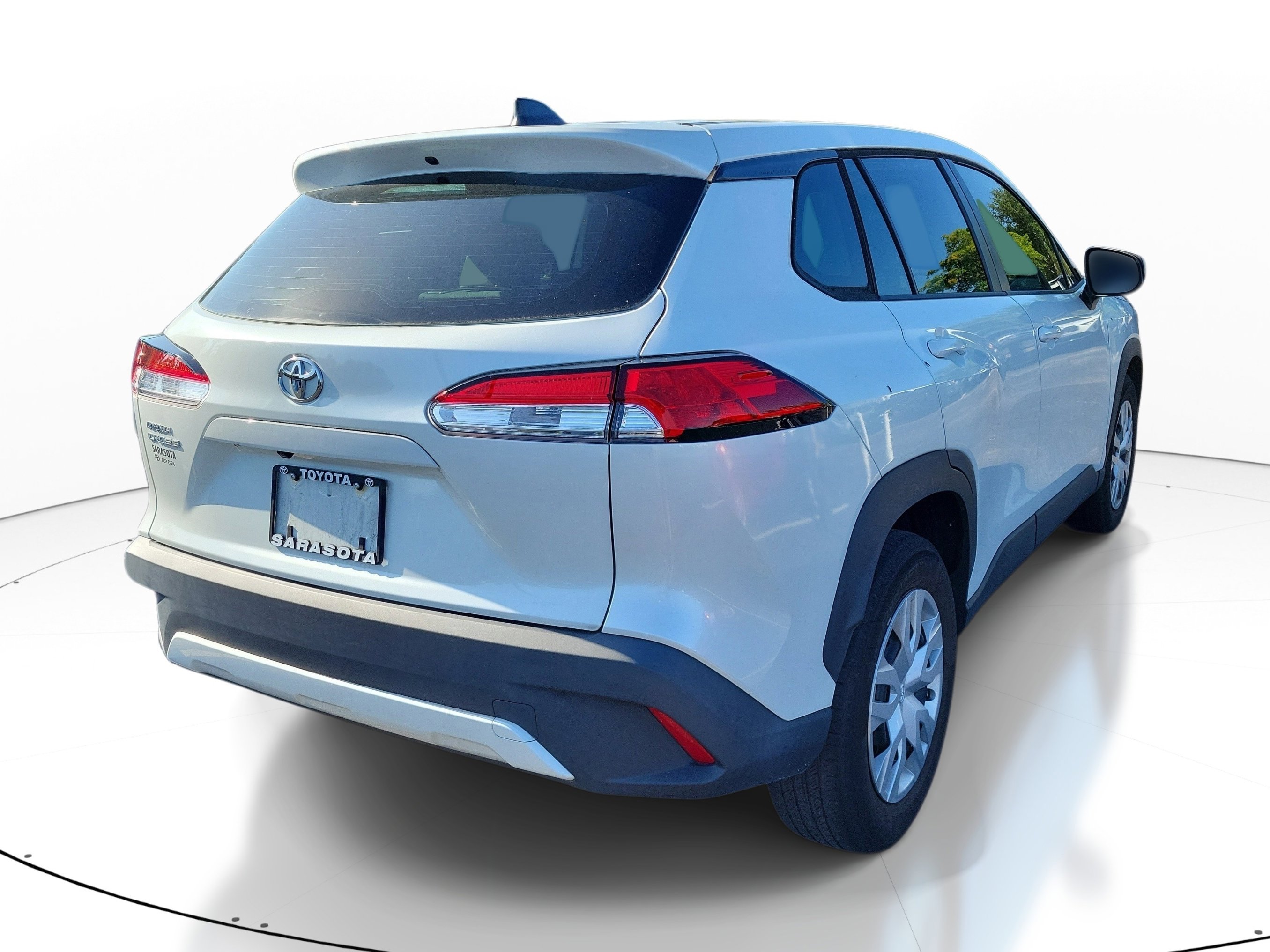Certified 2023 Toyota Corolla Cross L FWD image 6