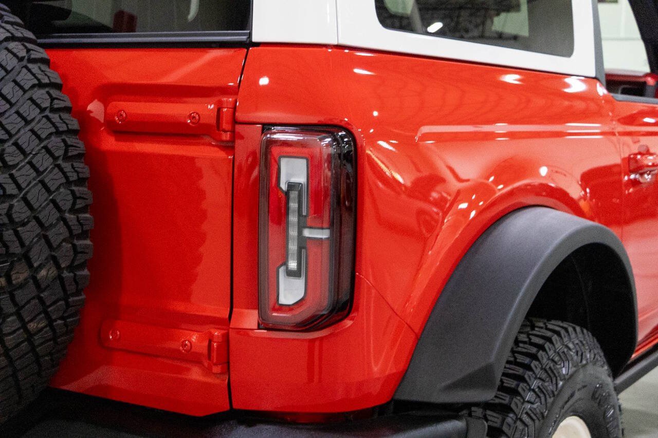 Used 2022 Ford Bronco Outer Banks w/ Sasquatch Package AWD/4WD image 36