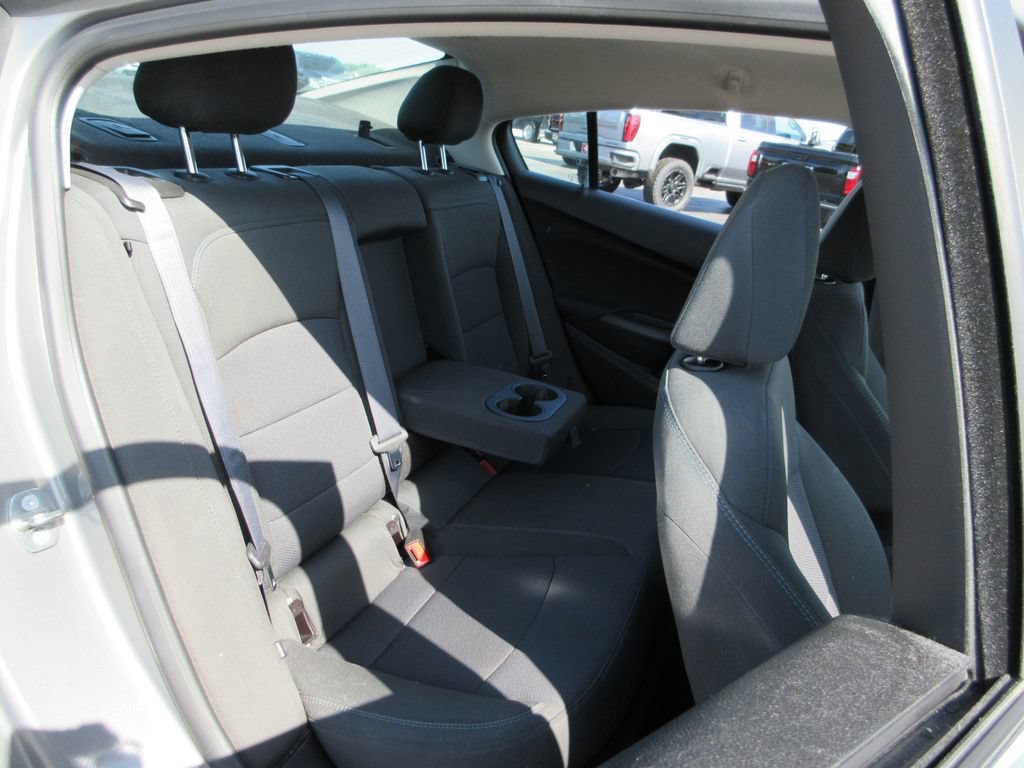 Certified 2017 Chevrolet Cruze LT w/ Convenience Package FWD image 19