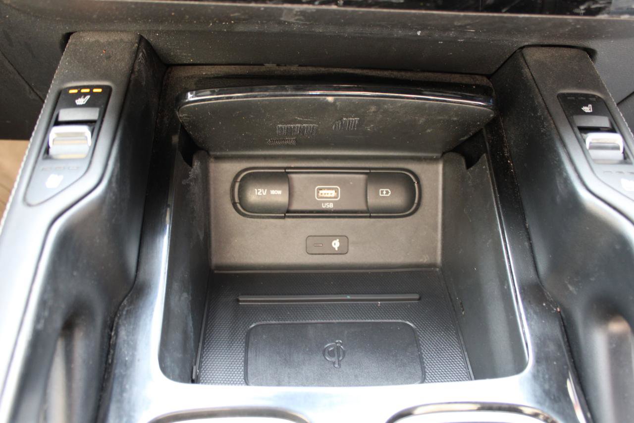 Used 2022 Kia Telluride SX w/ SX Prestige Package image 29