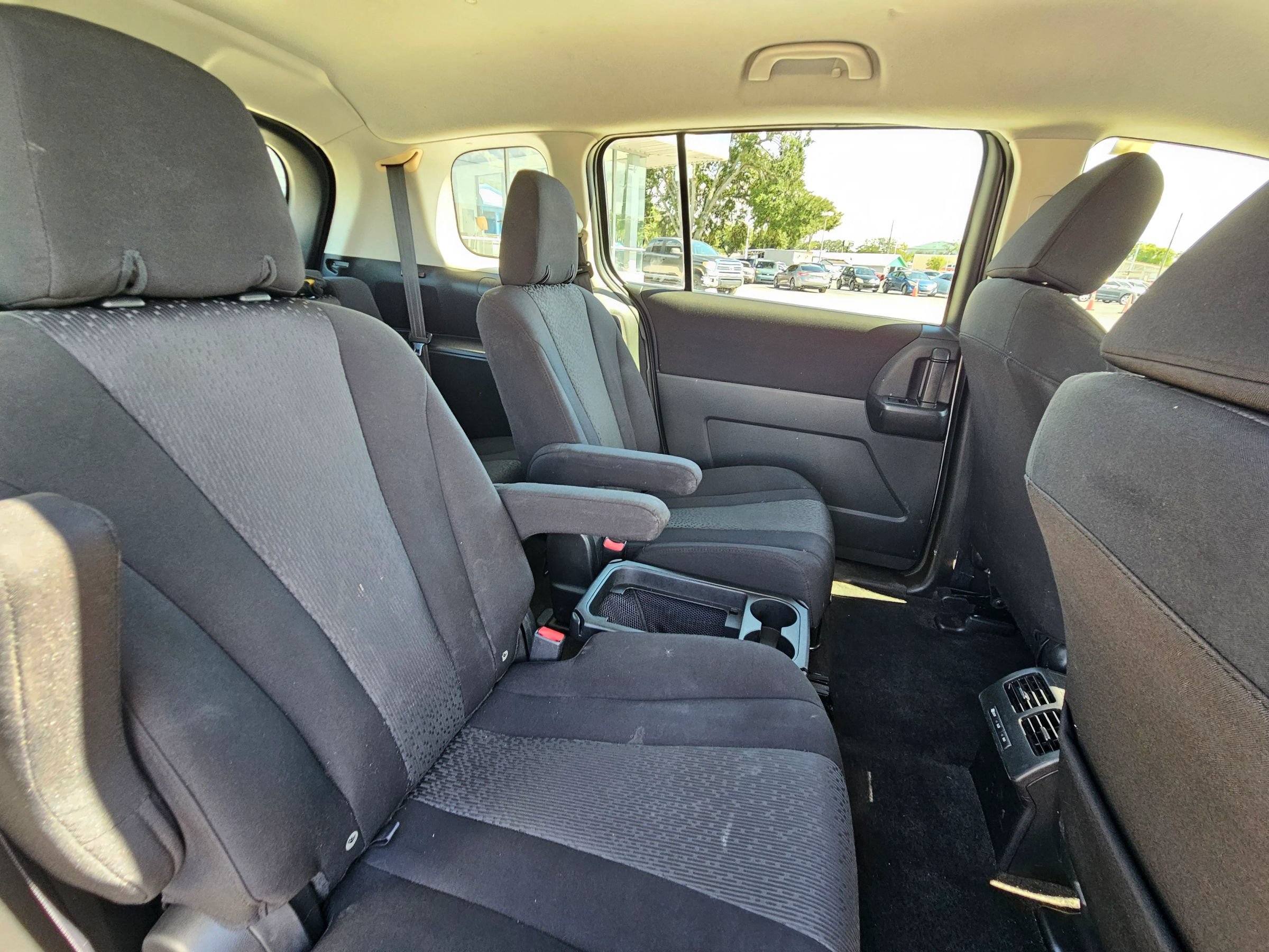 Used 2012 MAZDA MAZDA5 Touring FWD image 9