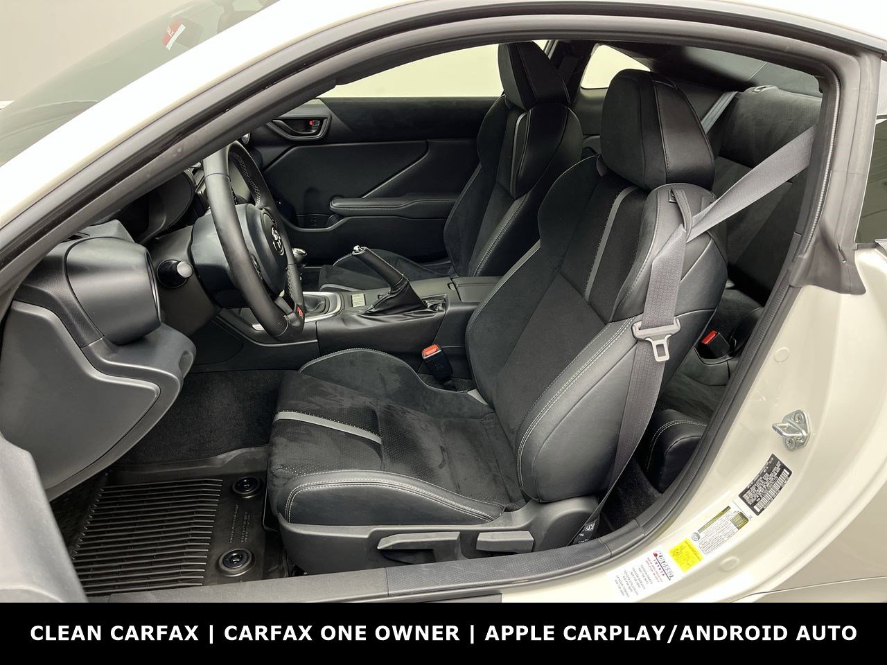 Used 2024 Toyota GR86 Premium RWD image 8