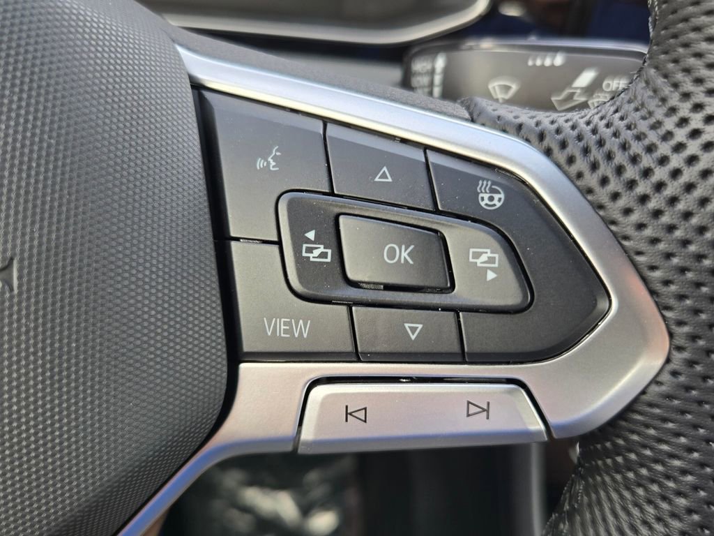 New 2026 Volkswagen Jetta GLI Autobahn FWD image 12