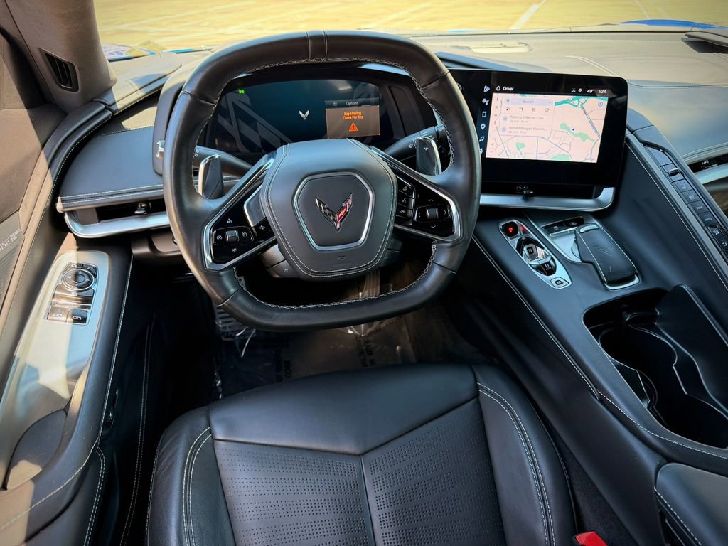 Used 2025 Chevrolet Corvette Stingray Premium Cpe w/ 3LT RWD image 21