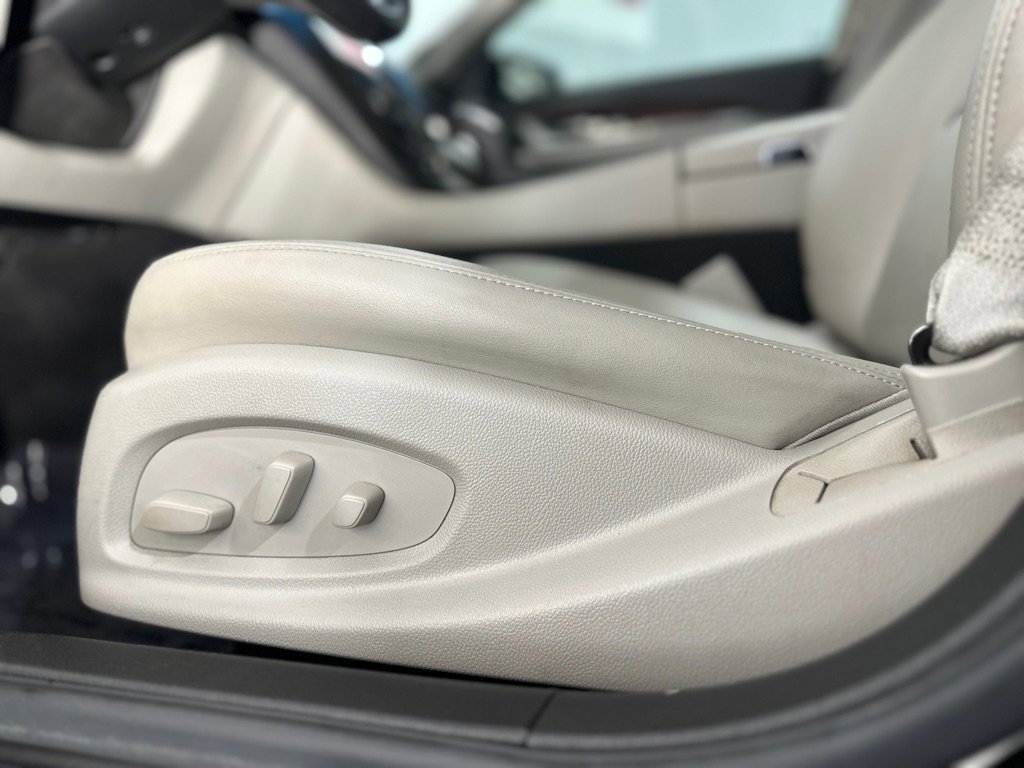 Used 2019 Cadillac CTS AWD Sedan image 29