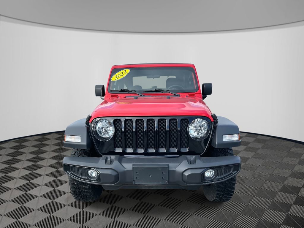 Used 2023 Jeep Wrangler Willys image 2