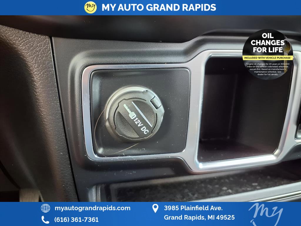 Used 2020 Jeep Wrangler Sport image 23