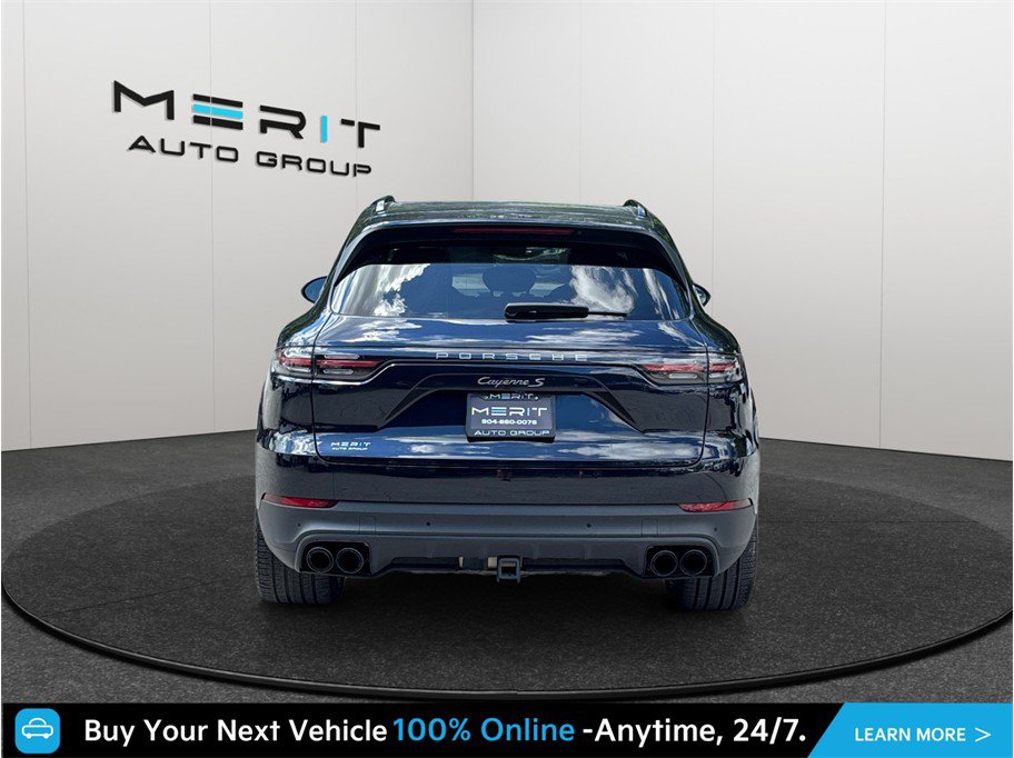 Used 2023 Porsche Cayenne S Platinum w/ Premium Package Plus AWD/4WD image 8