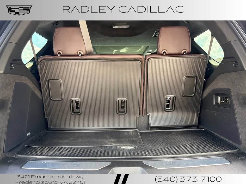 Used 2024 Cadillac Escalade V w/ Heavy-Duty Trailer Package AWD/4WD image 16
