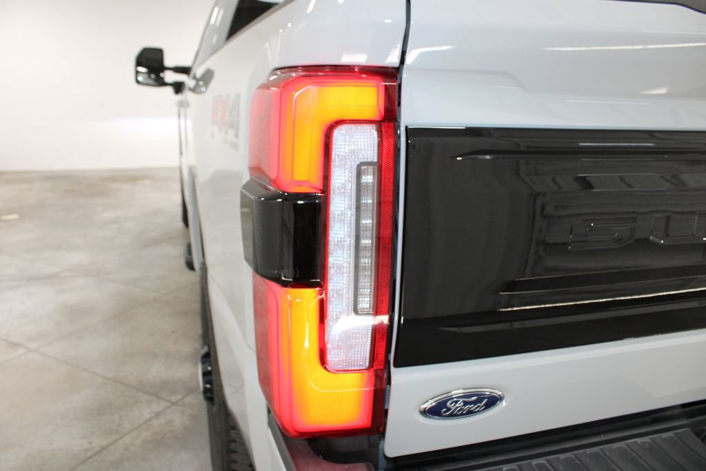 Used 2026 Ford F250 Platinum AWD/4WD image 29