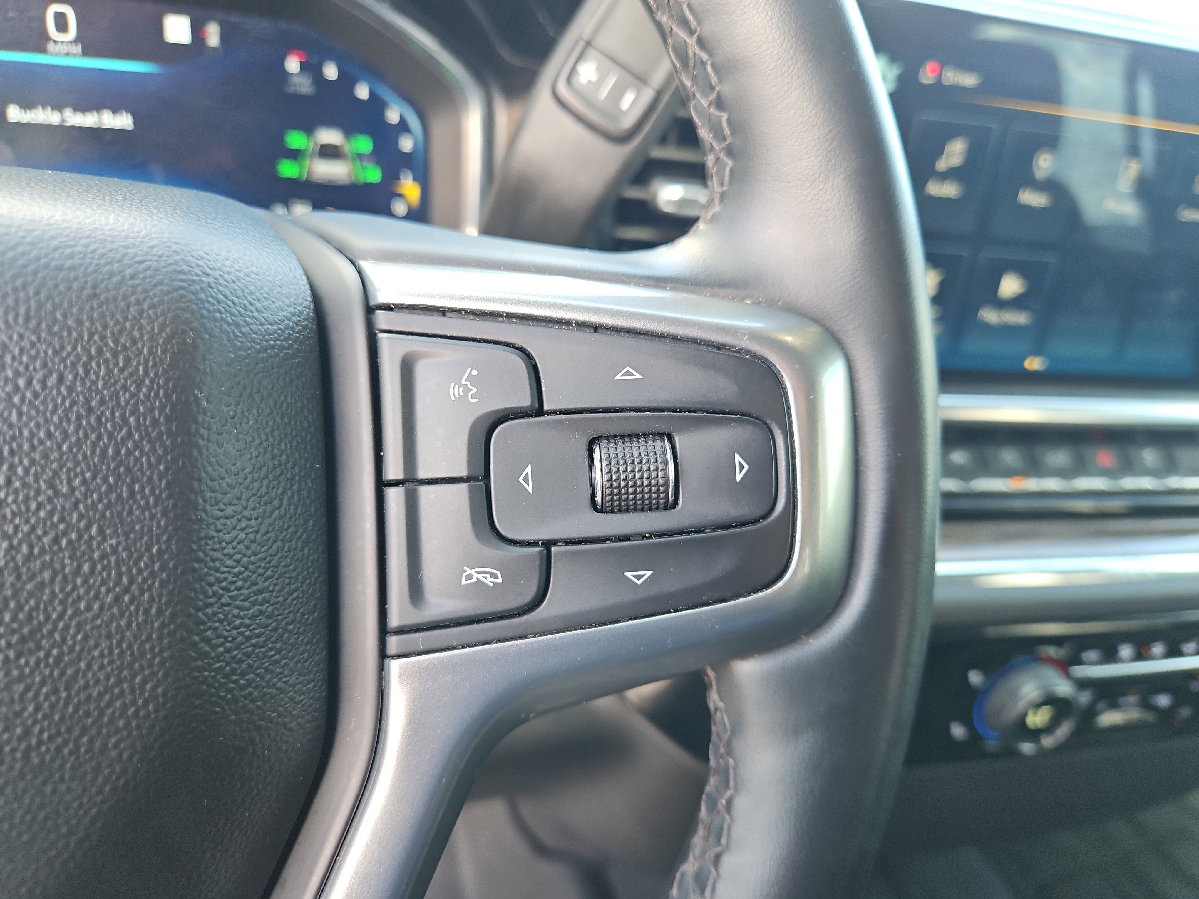 Used 2023 Chevrolet Silverado 1500 LT AWD/4WD image 22