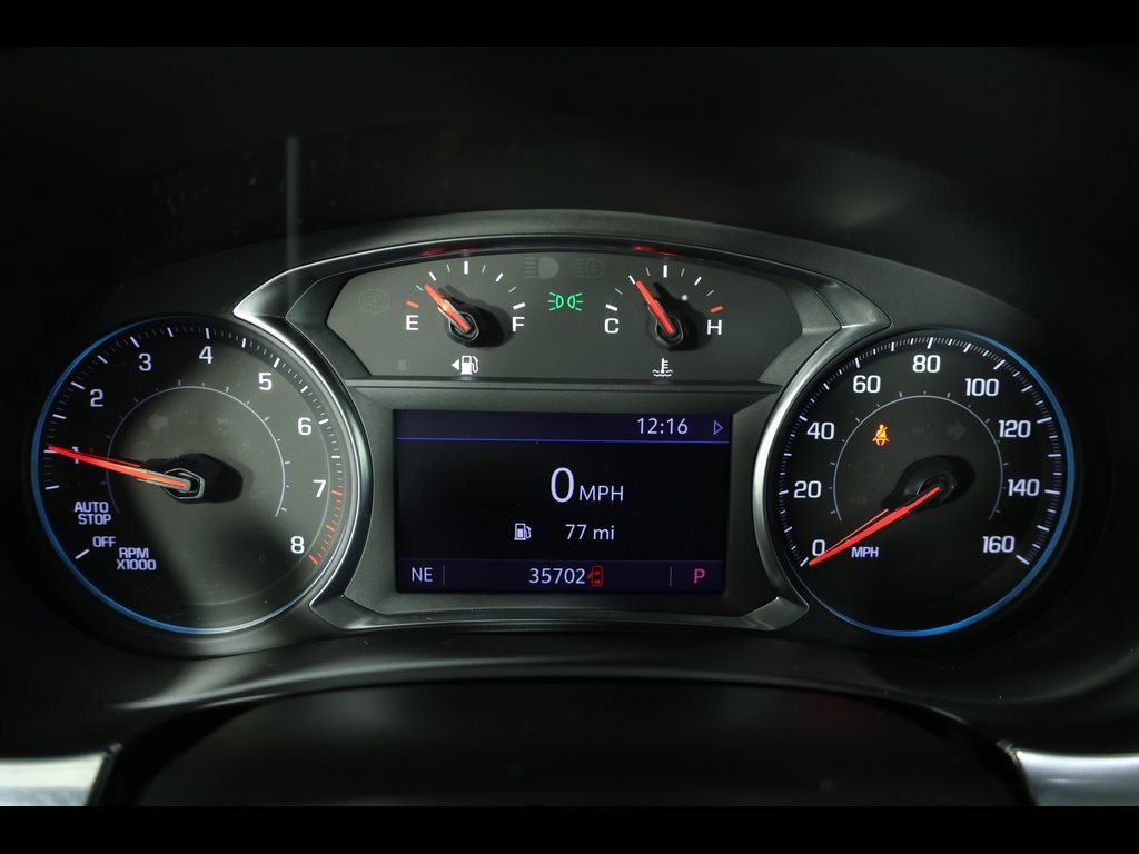 Used 2022 Chevrolet Traverse LT image 25