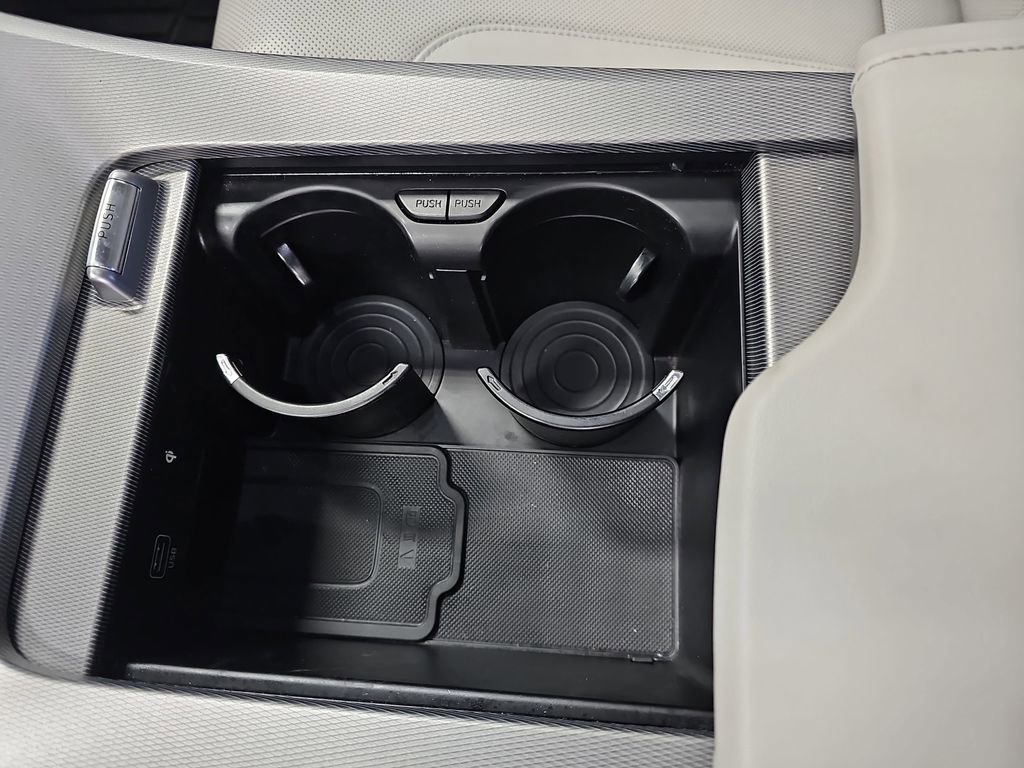 Used 2021 Hyundai Palisade Limited AWD/4WD image 22