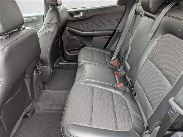 New 2026 Ford Escape SE w/ Class II Trailer Tow Package image 14