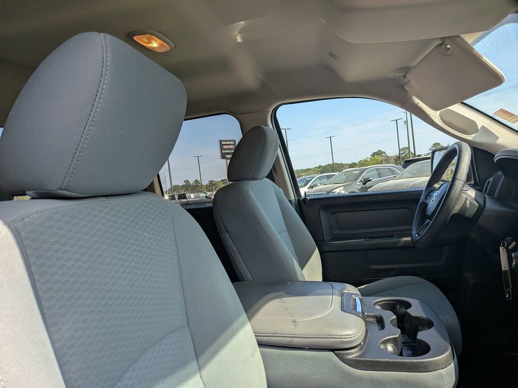 Used 2017 RAM 1500 Express w/ Express Value Package image 25