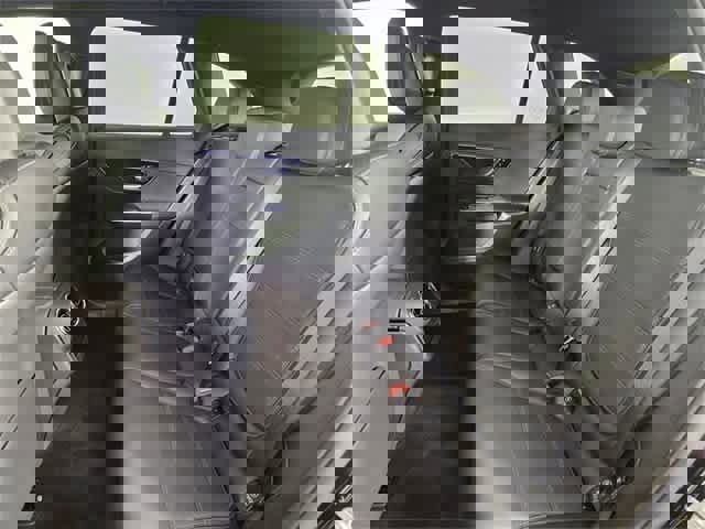 Certified 2025 Mercedes-Benz GLC 300 4MATIC image 41