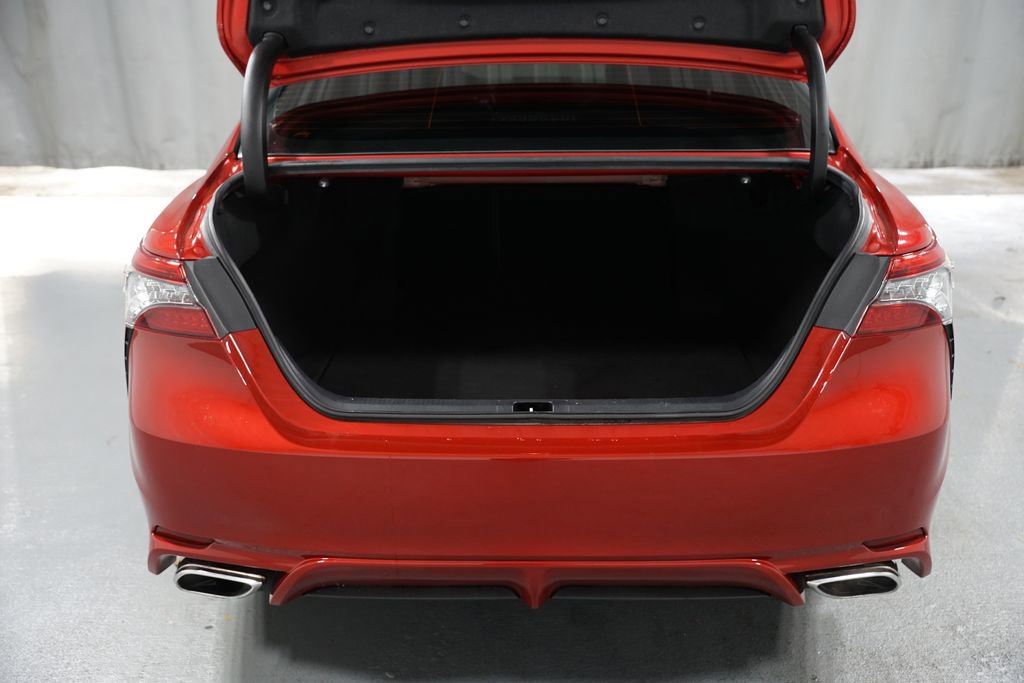 Used 2022 Toyota Camry XSE image 36