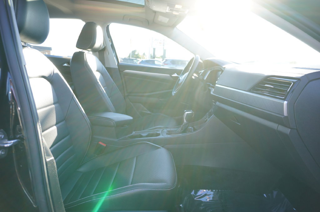 Used 2022 Volkswagen Jetta SE FWD image 27