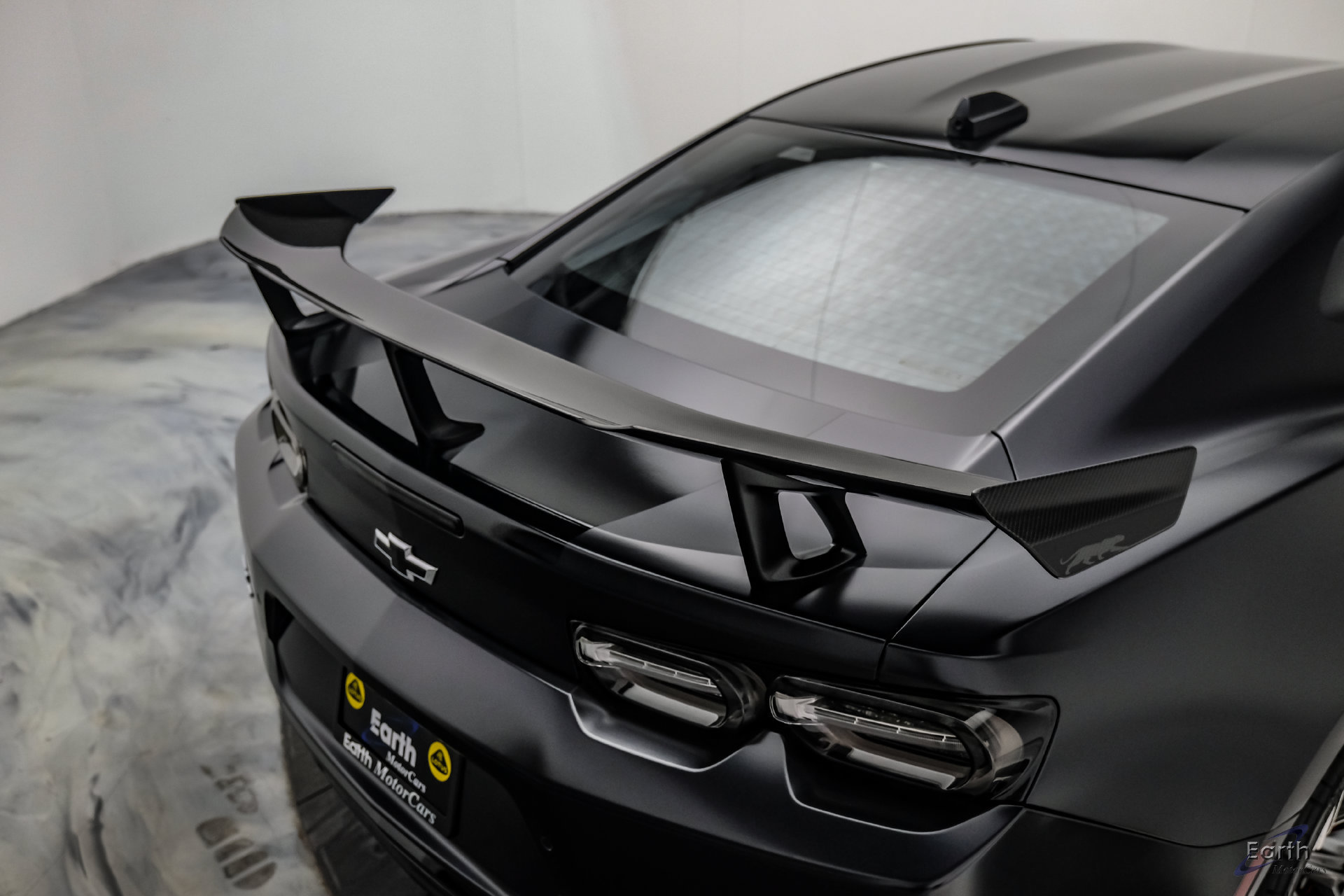 Used 2024 Chevrolet Camaro ZL1 RWD image 21