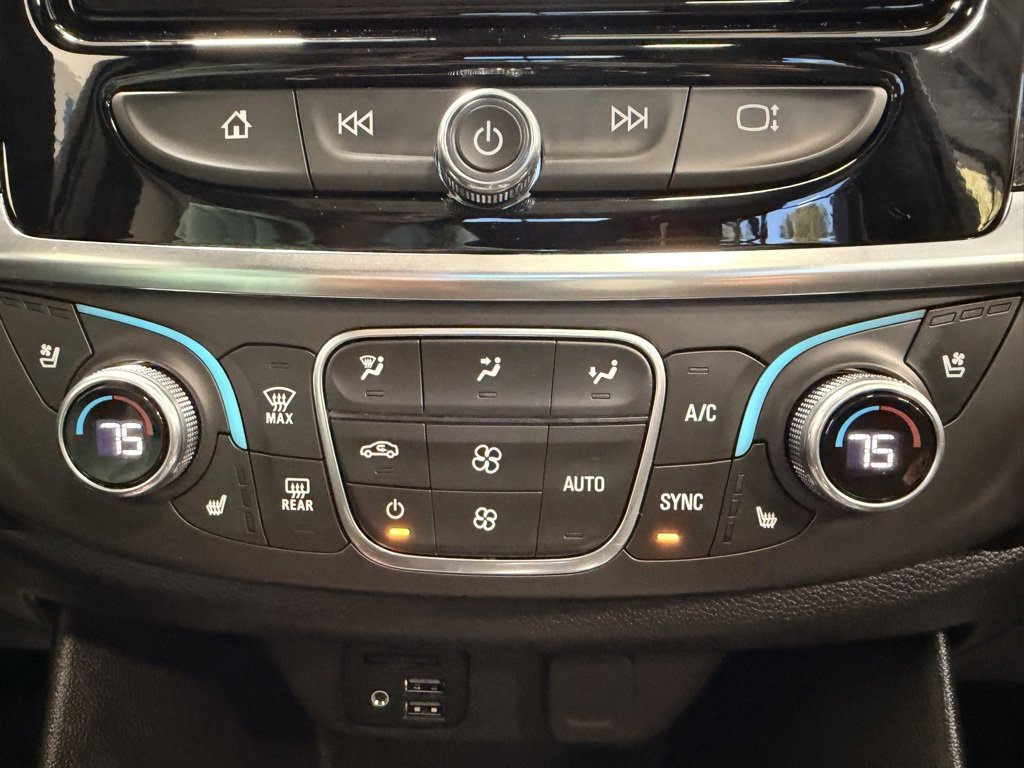 Used 2024 Chevrolet Traverse Premier image 46