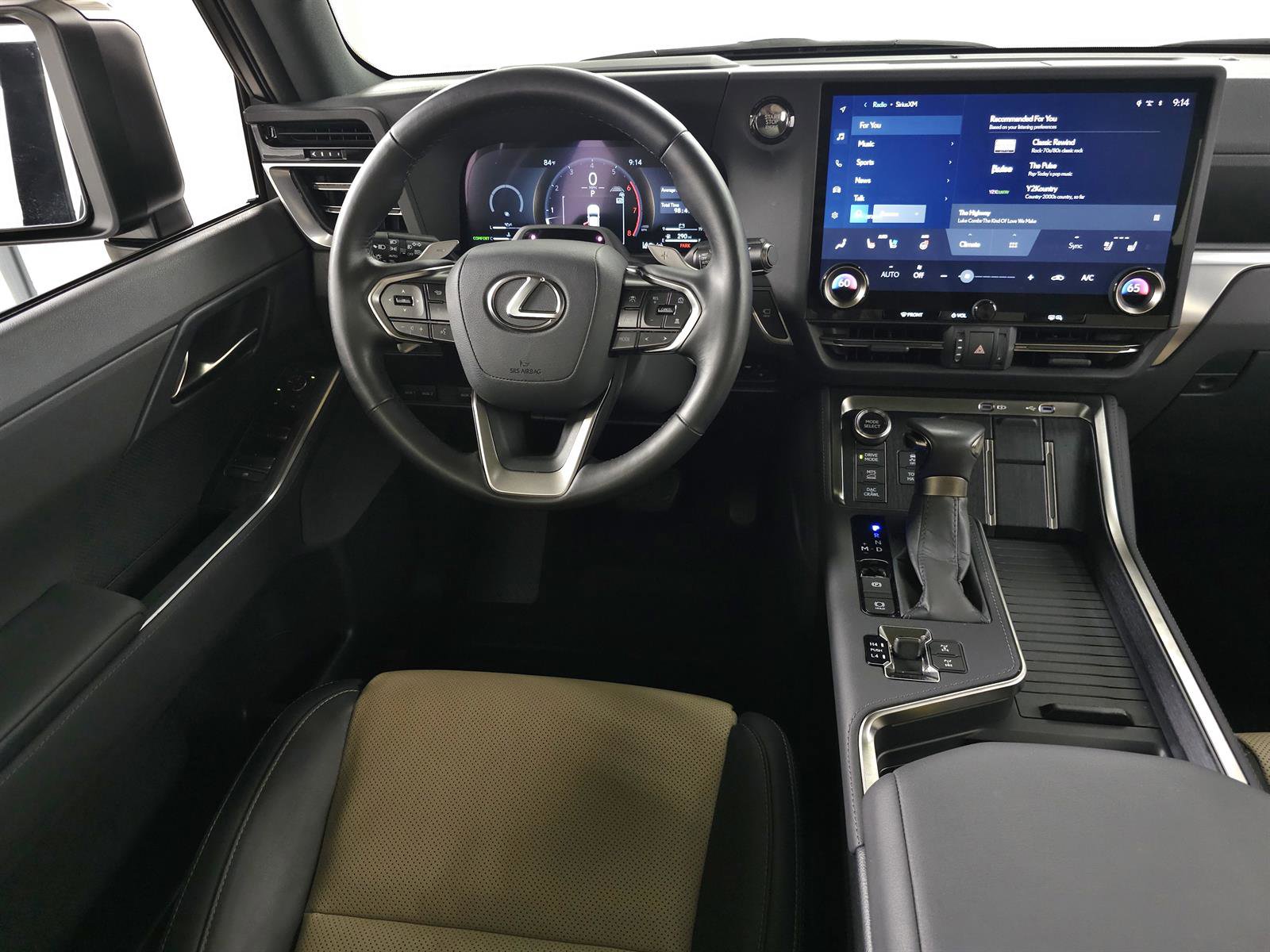 Used 2025 Lexus GX 550 AWD/4WD image 21