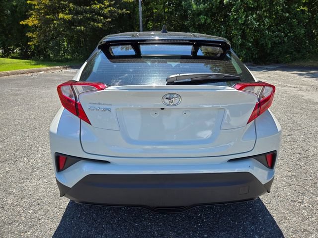Used 2020 Toyota C-HR XLE FWD image 7