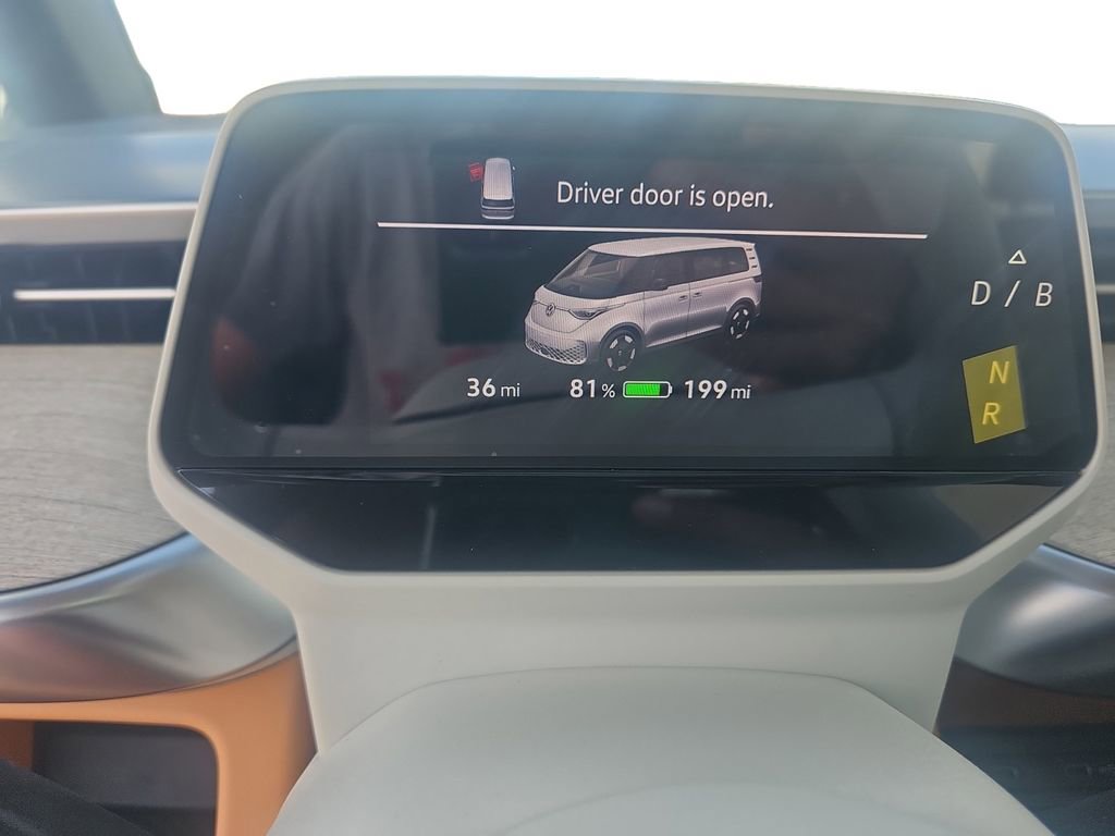 New 2025 Volkswagen ID. Buzz 1st Edition image 18