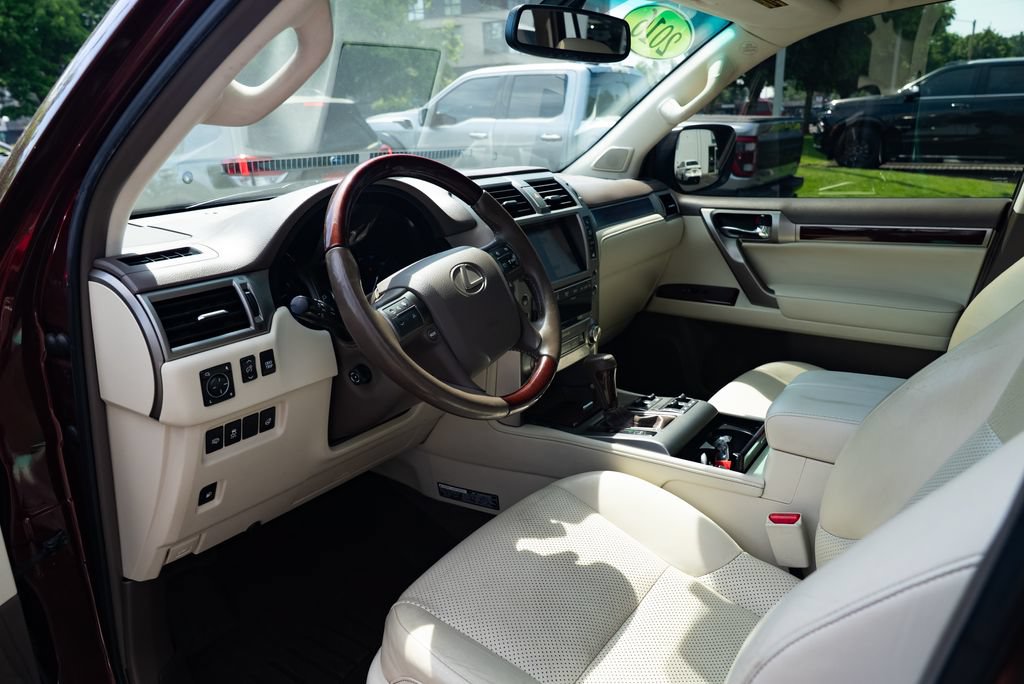 Used 2016 Lexus GX 460 Luxury AWD/4WD image 21