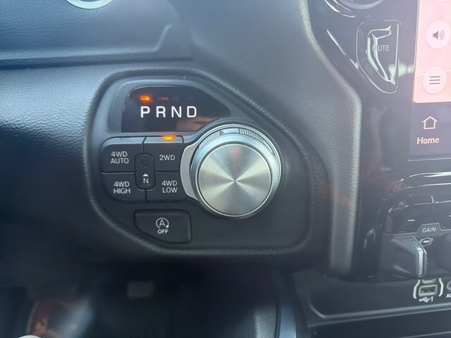 Used 2025 RAM 1500 Laramie AWD/4WD image 29