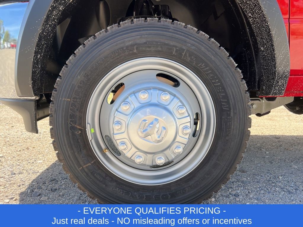 New 2026 RAM 5500 Tradesman w/ Chrome Appearance Group image 25