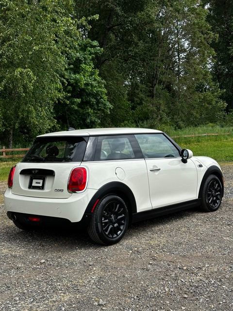 Used 2018 MINI Cooper 2-Door Hardtop FWD image 6