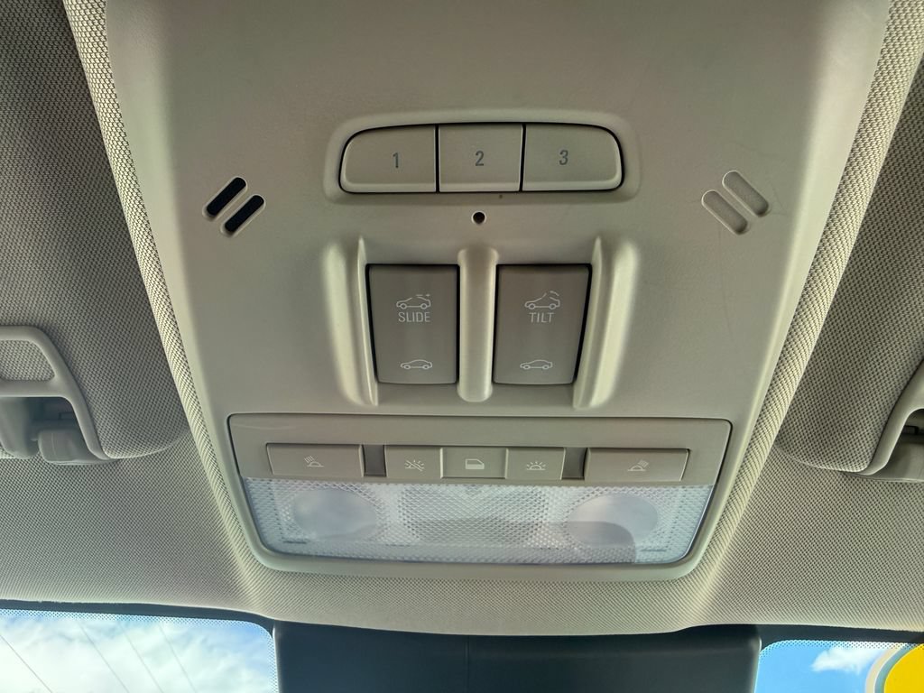Used 2017 Buick Encore Premium AWD/4WD image 35