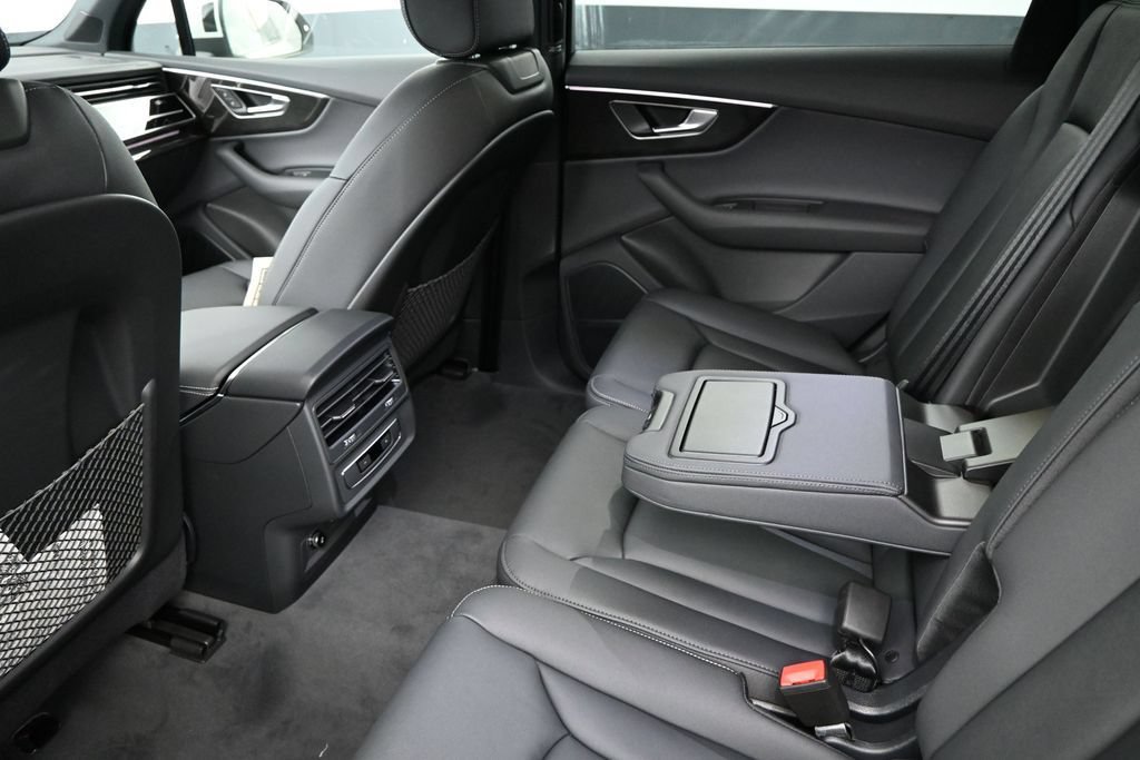 New 2026 Audi Q7 2.0T Premium AWD/4WD image 18