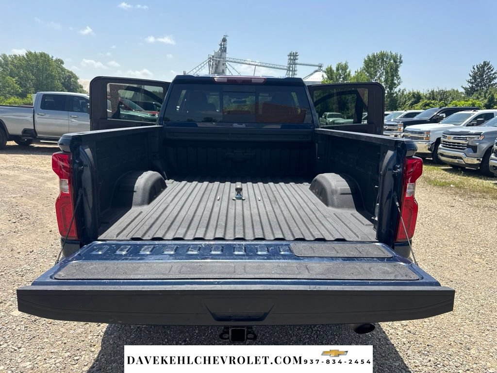 Used 2023 Chevrolet Silverado 2500 LTZ w/ LTZ Plus Package AWD/4WD image 38