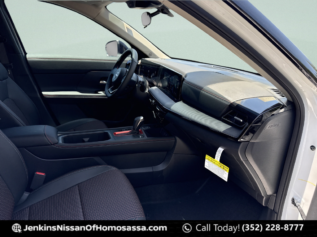 New 2026 Nissan Kicks SR FWD image 18