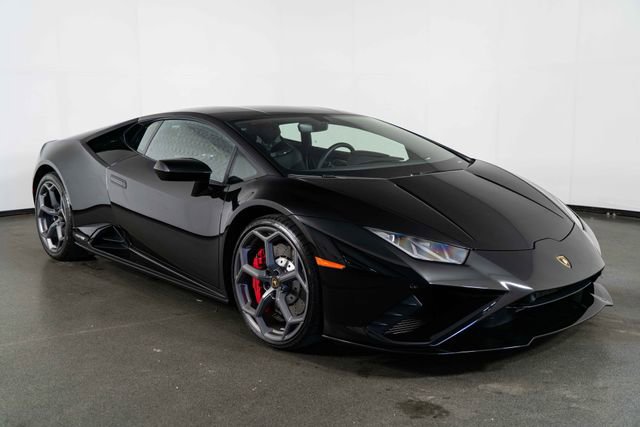 Used 2022 Lamborghini Huracan EVO image 2