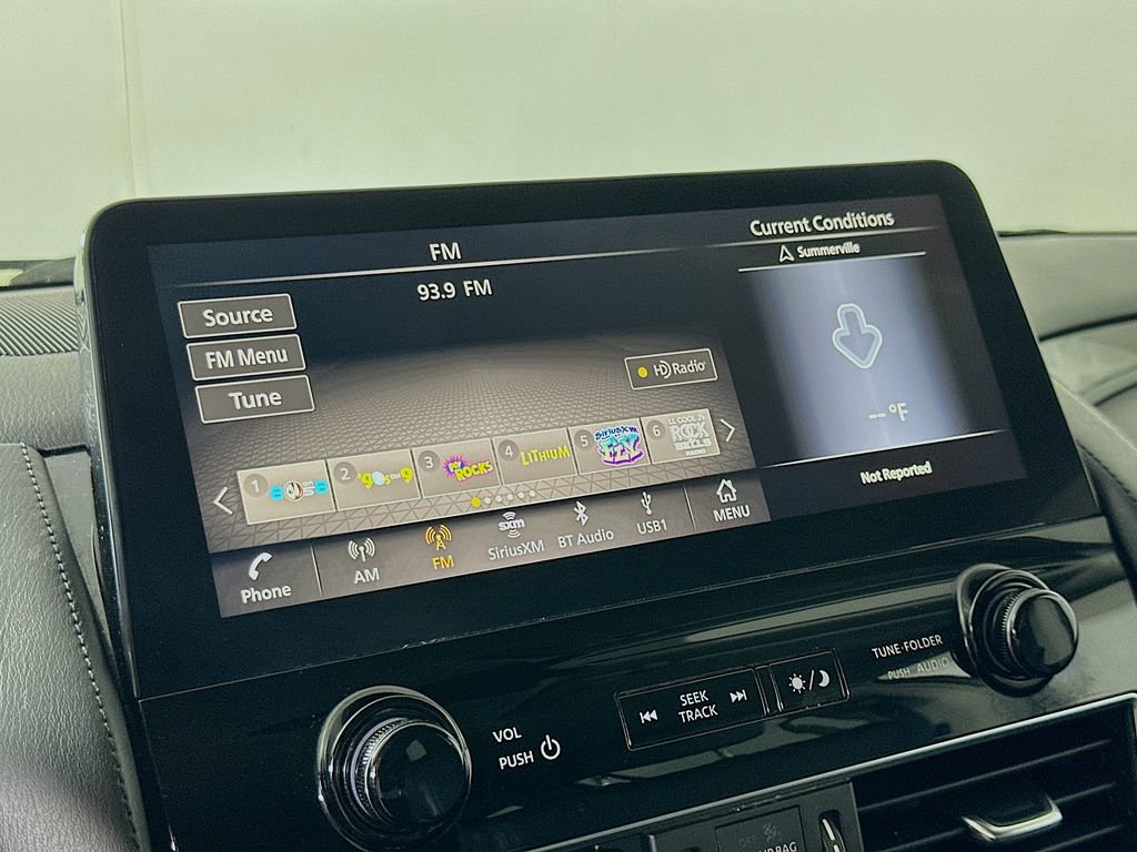 Used 2022 Nissan Armada SV w/ SV Appearance Package image 30