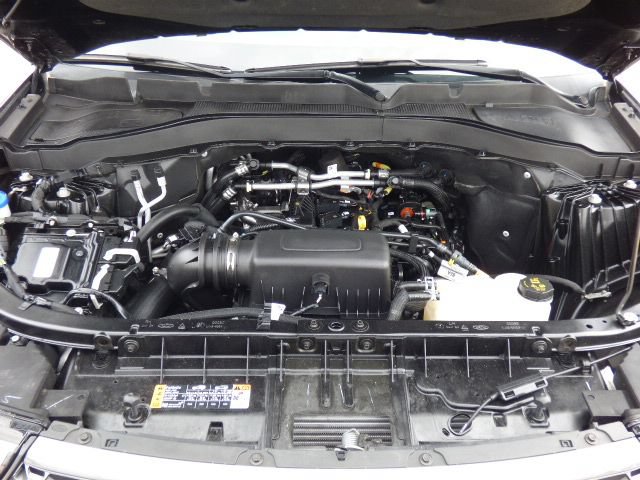 Used 2024 Ford Explorer XLT w/ Equipment Group 202A RWD image 11