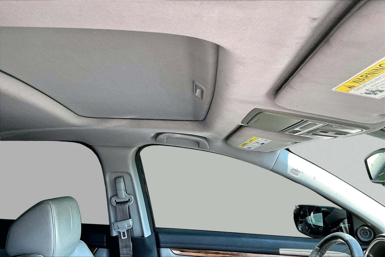 Used 2020 Honda CR-V Touring image 27