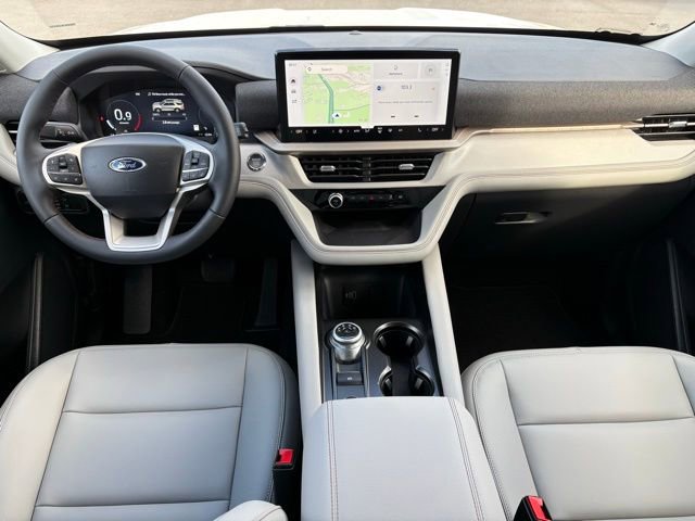 New 2026 Ford Explorer Active RWD image 12