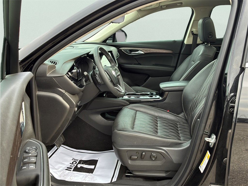 Used 2021 Buick Envision Avenir w/ Technology Package II image 22