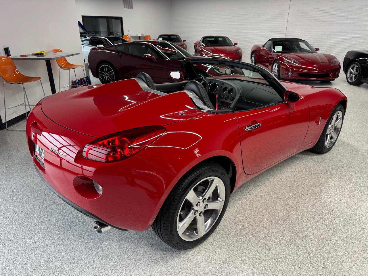 Used 2007 Pontiac Solstice Convertible w/ Premium Package RWD image 13