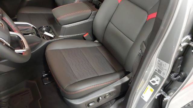 New 2026 Chevrolet Colorado Z71 w/ Technology Package AWD/4WD image 21